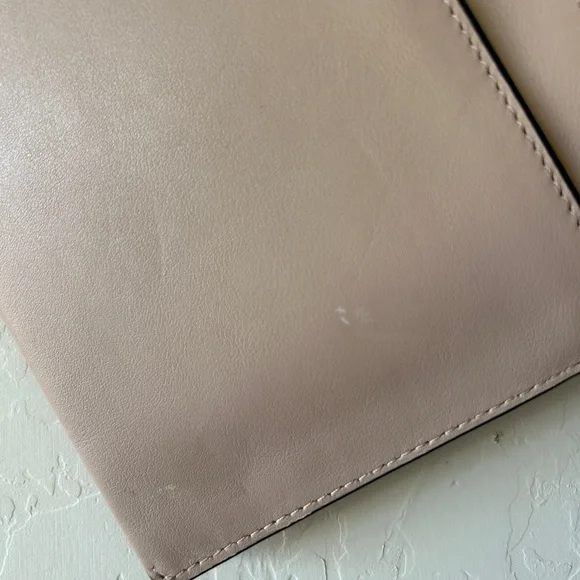 Michael Kors Blush Shoulder/Wristlet Bag with Gold Logo - Picture 7 of 9